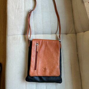 Vera Pelle Tan & Black